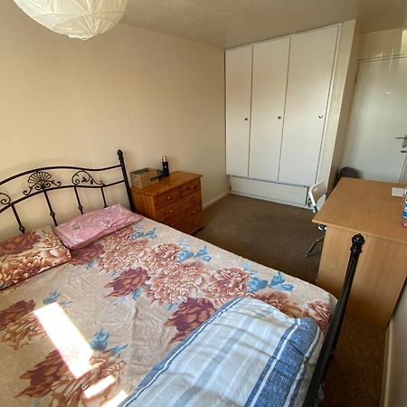 Two-Bedroom Flat Close To Uni & Shopping Center With Free Parking Coventry Extérieur photo