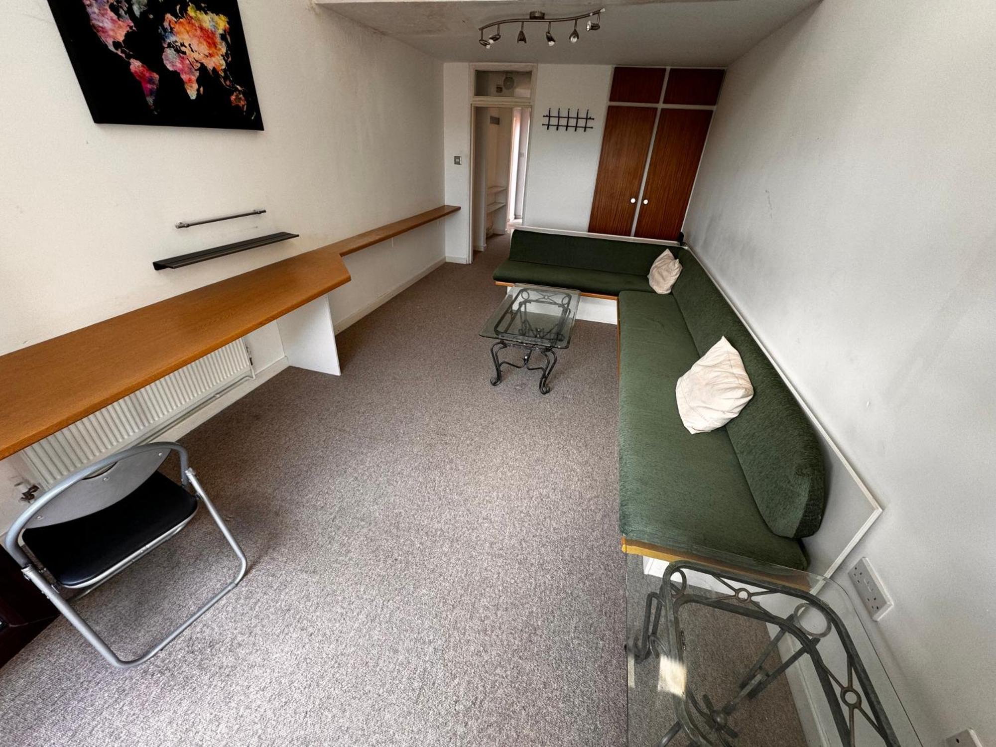 Two-Bedroom Flat Close To Uni & Shopping Center With Free Parking Coventry Extérieur photo